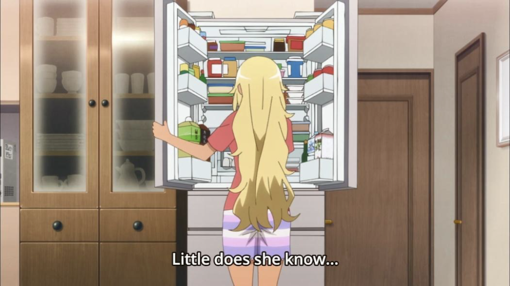 Hibiki raiding the fridge